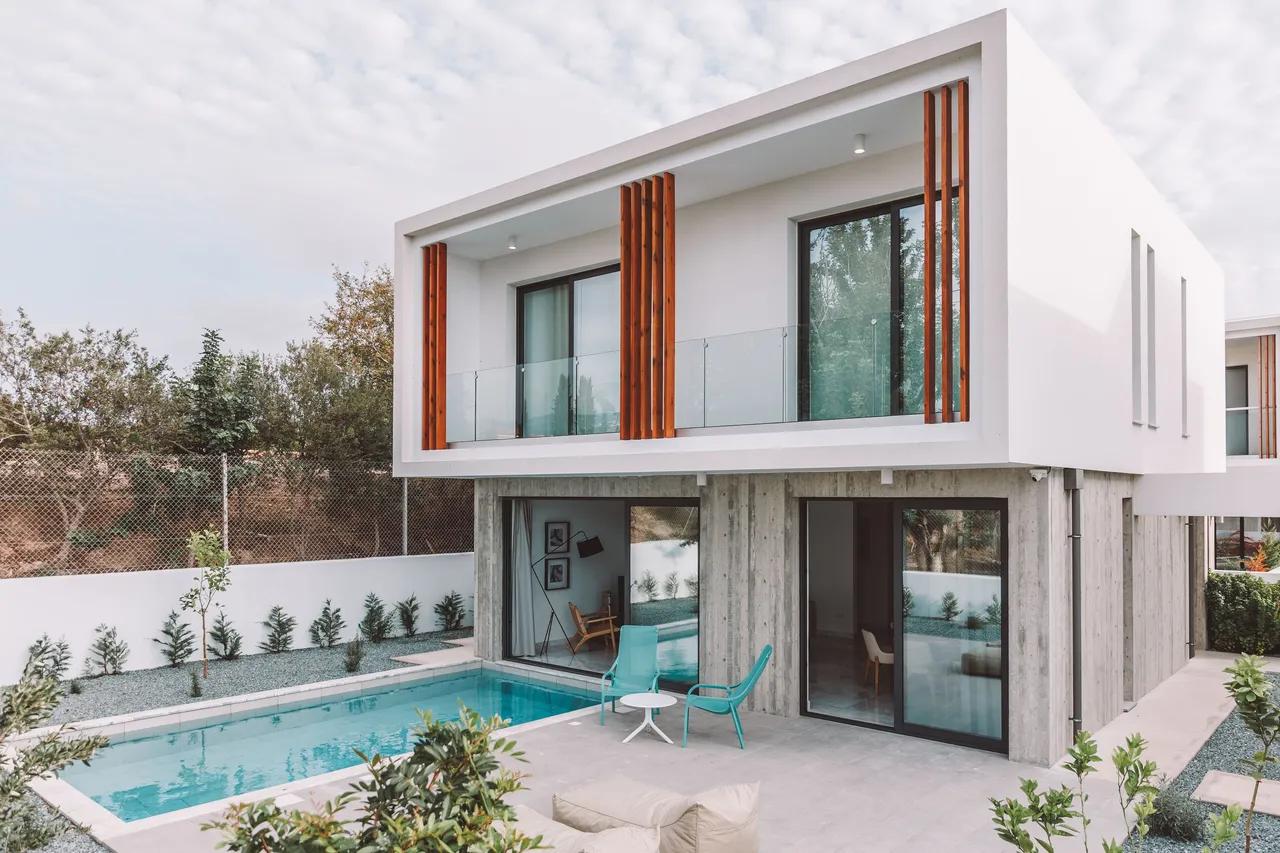 Avalon Resort 2