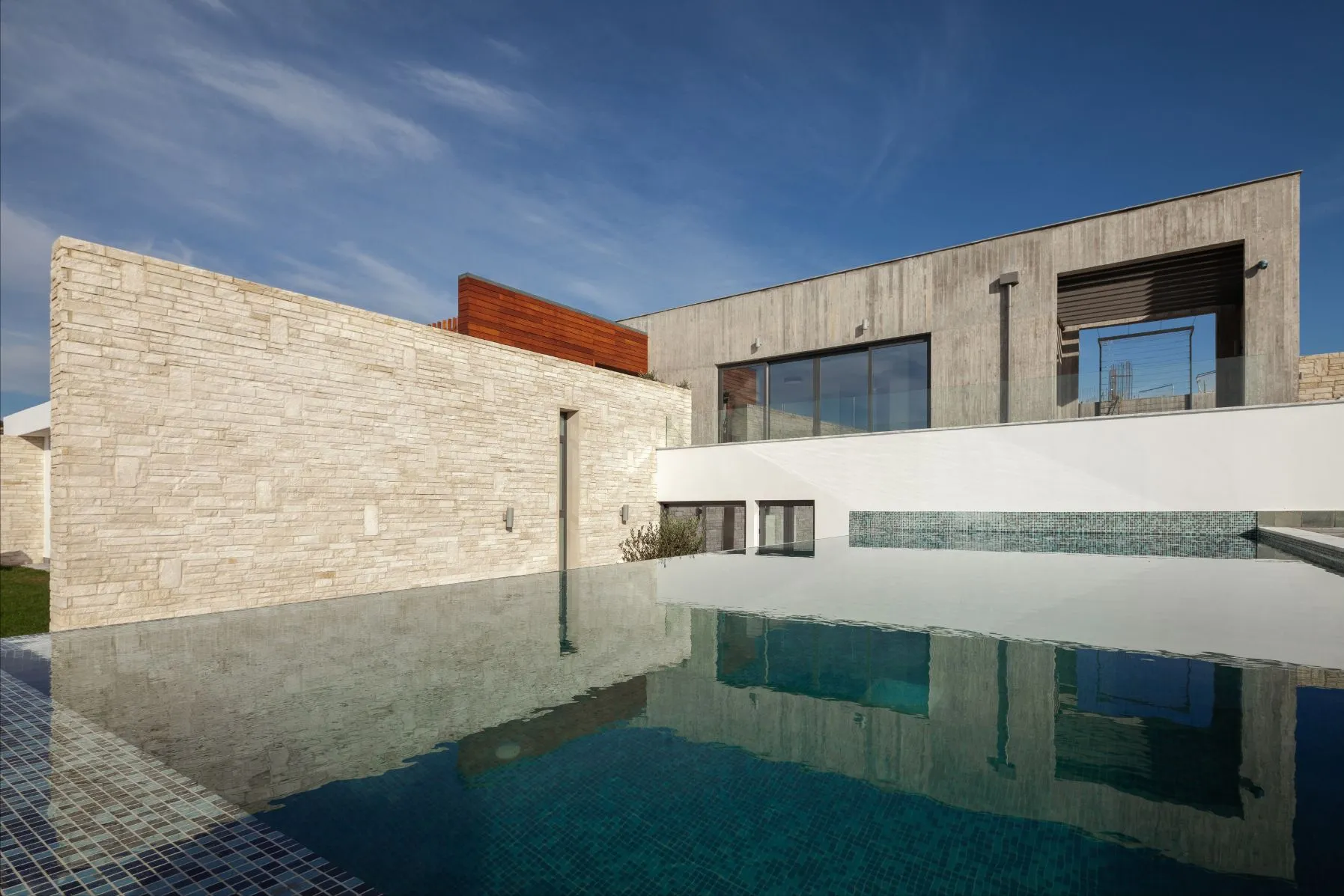Pearl Sea Caves Villas plot 2