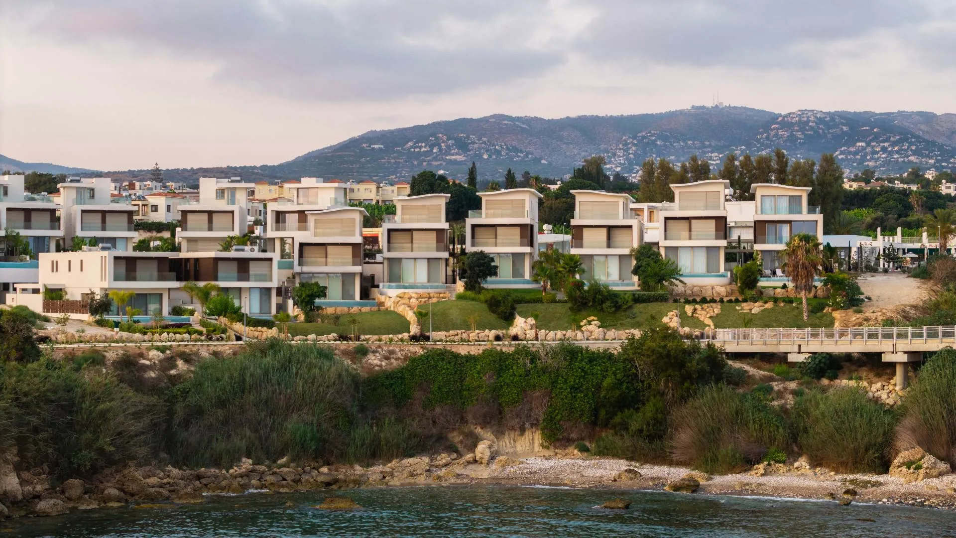 Armonia Beach Villas