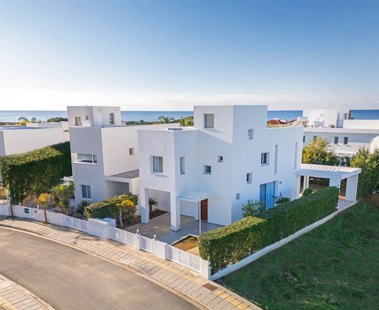 Iasonas Beach Villas