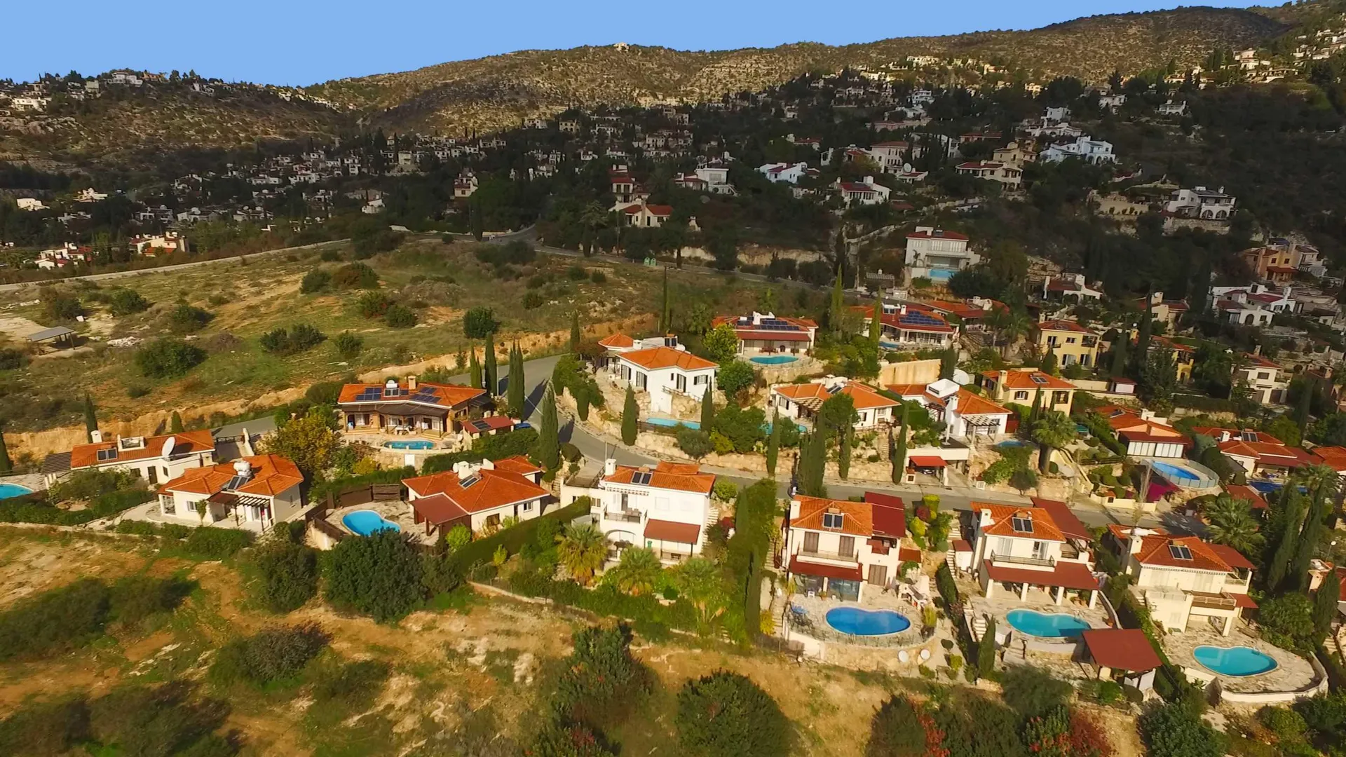 Kamares Village
