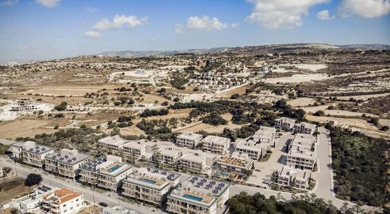 Adonidos Gardens