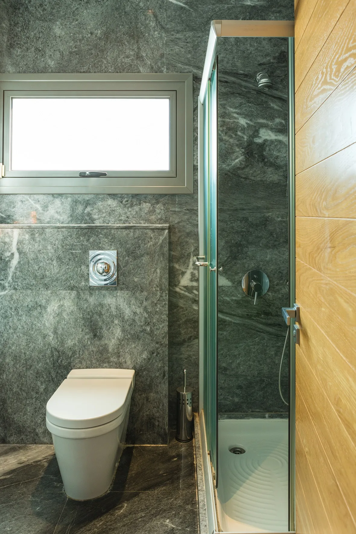 Makarios Avenue Duplex Penthouse